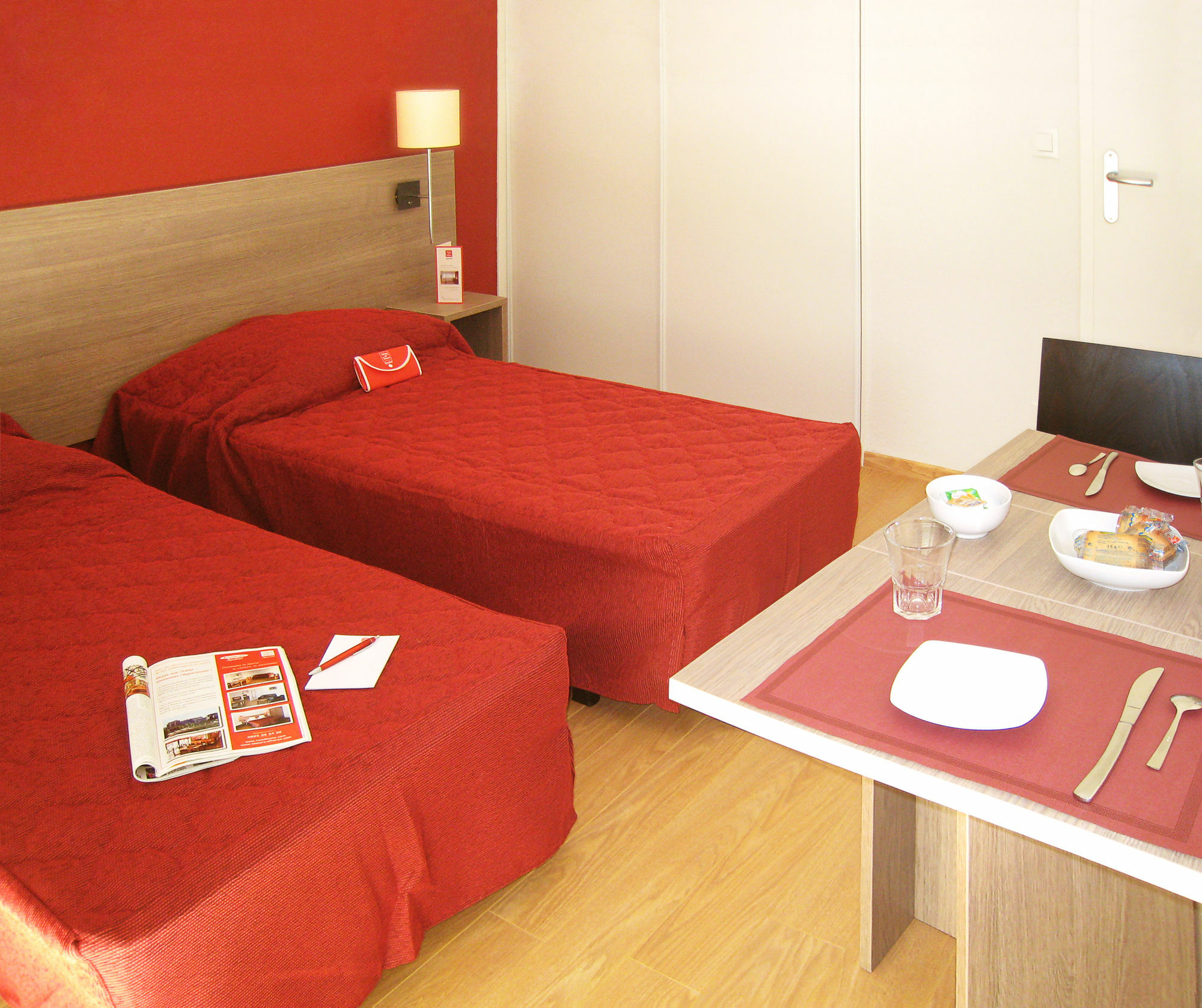 Sejours & Affaires Geneve Gex Les Rives Du Leman Lejlighedshotel Eksteriør billede